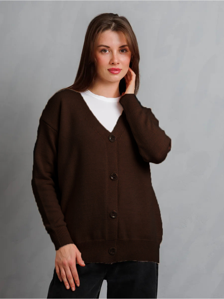 Cardigan féminin confortable avec design à boutons Chic & Stil
