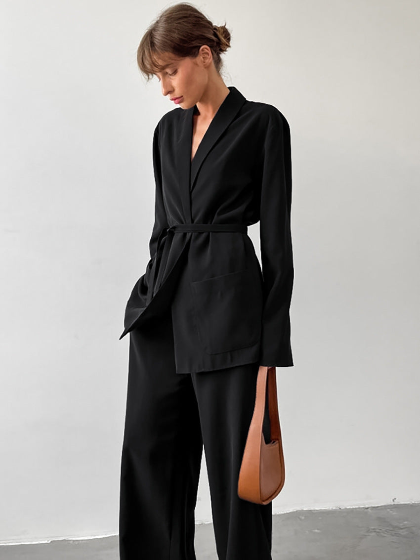 Women's blazer jacket with adjustable belt and practical pockets Lune London