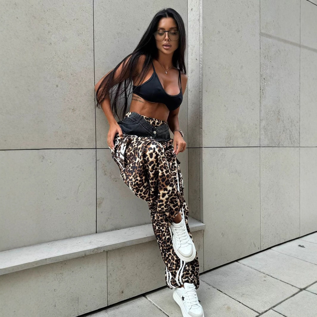 Casual women's pants with leopard print and side stripes Lune London
