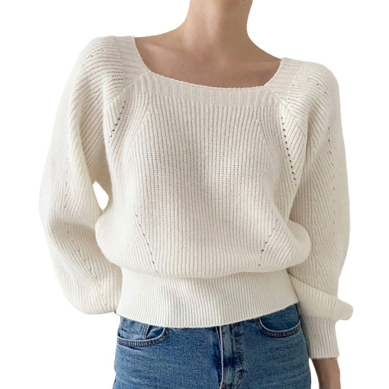 Casual knit sweater for women with a loose fit and a round neck Lune London