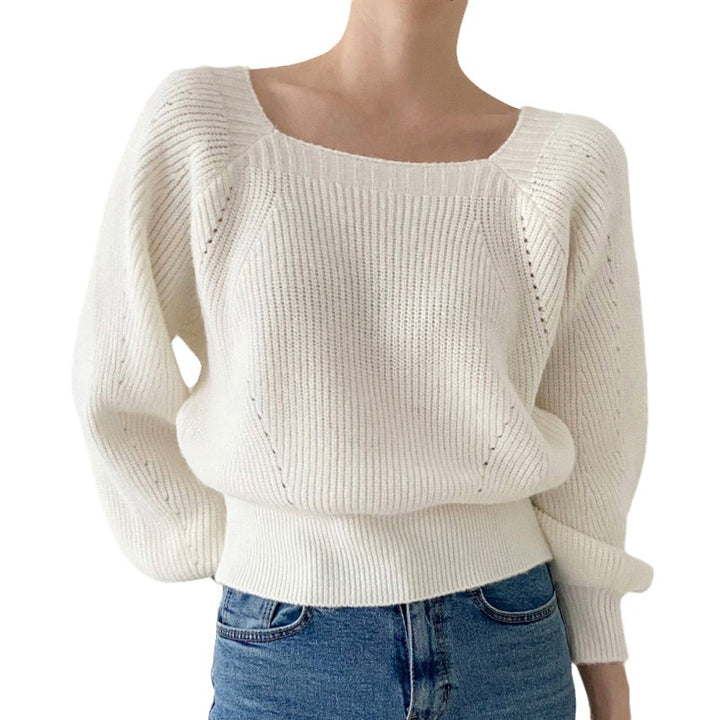 Casual knit sweater for women with a loose fit and a round neck Lune London