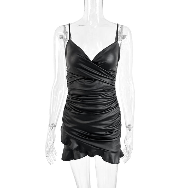 Ladies refined wrap dress with deep V-neck and elegant hem Lune London