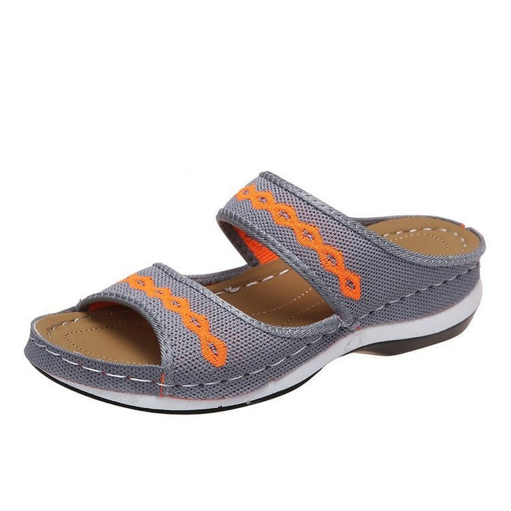 Comfortable sandals for women with a stylish strap and a breathable surface Lune London
