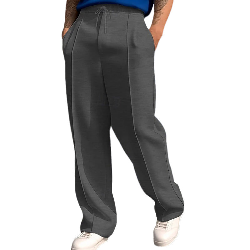 Sporty jogging pants for men with elastic waistband and practical side pockets Lune London