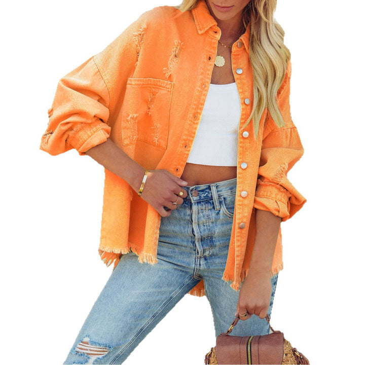Oversized denim jacket for women with frayed hem and button-up design Chic & Stil