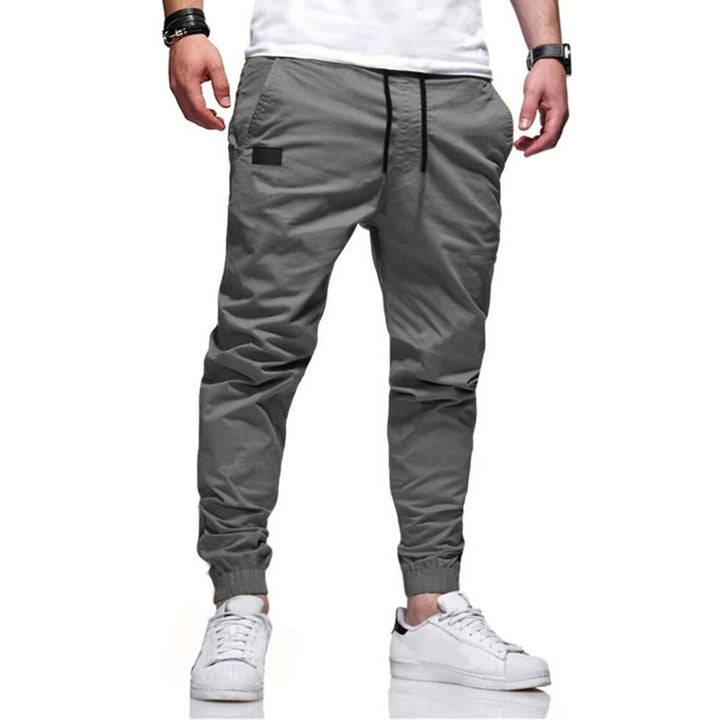 Stylish cargo pants for men with an elastic waistband and practical side pockets Lune London