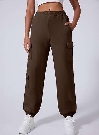 Cargo pants for ladies with elastic waist and practical side pockets Lune London