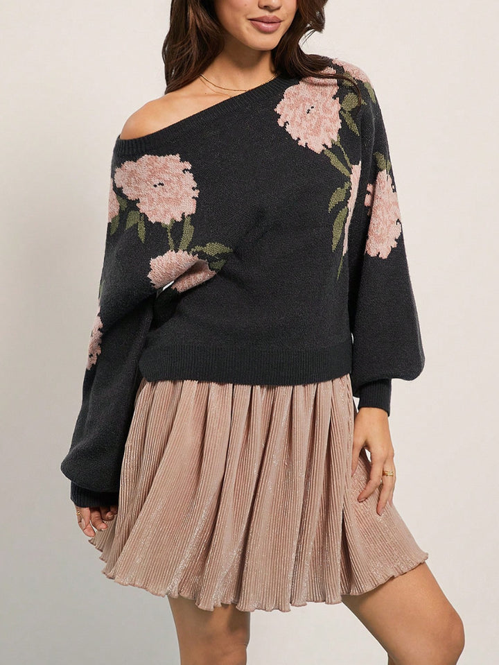 Casual knitted sweater for women with floral design Lune London