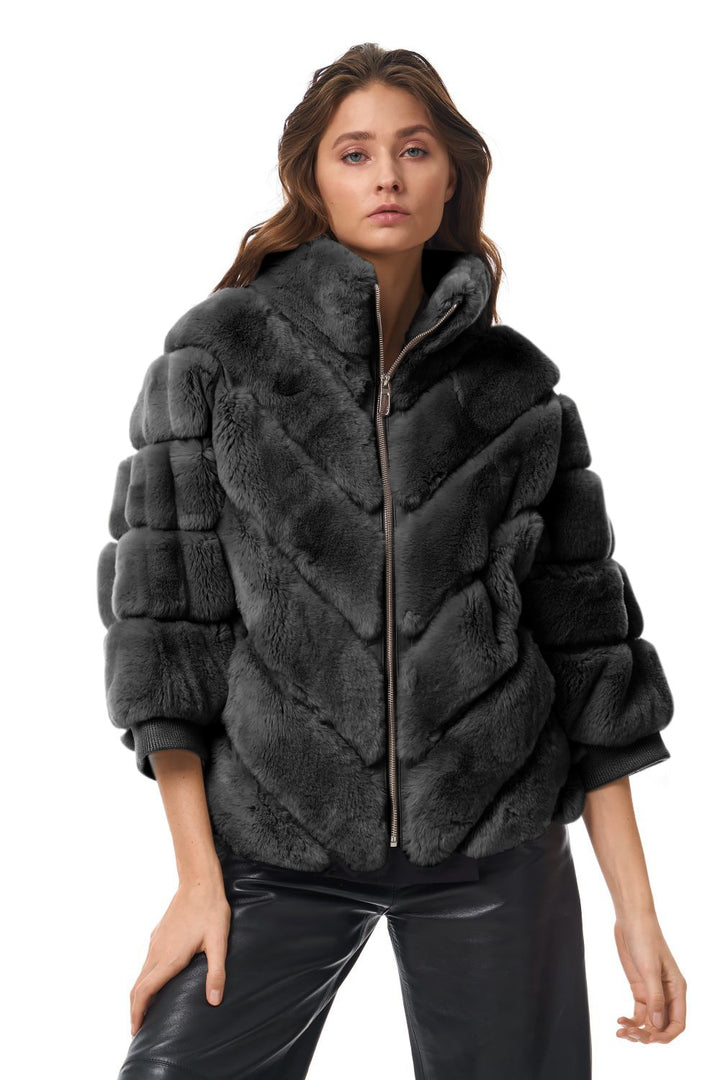 Ladies Cozy Faux Fur Jacket with Quilted Design Lune London