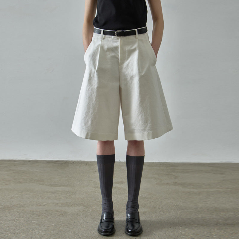 Shorts larges en tissu élégants et confortables pour femmes Chic & Stil