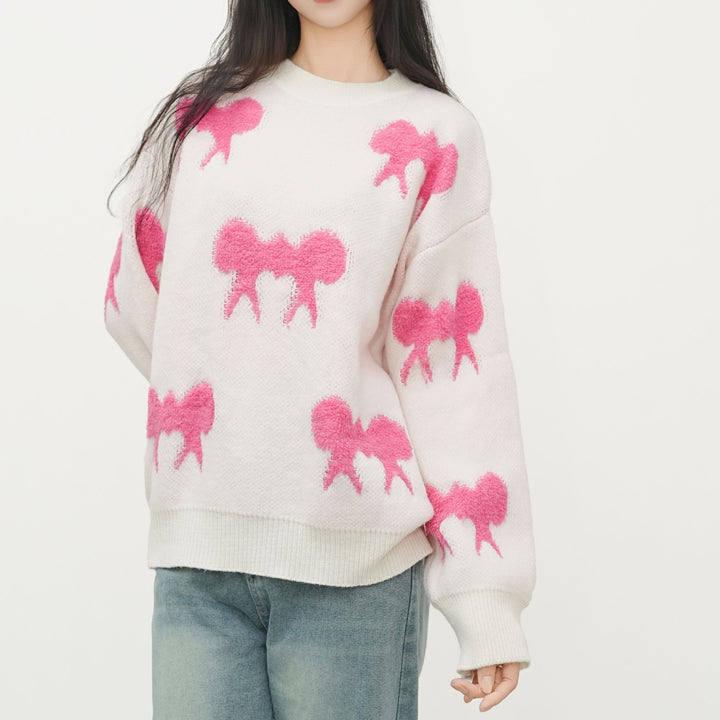 Casual women's sweater with a unique animal print design Lune London
