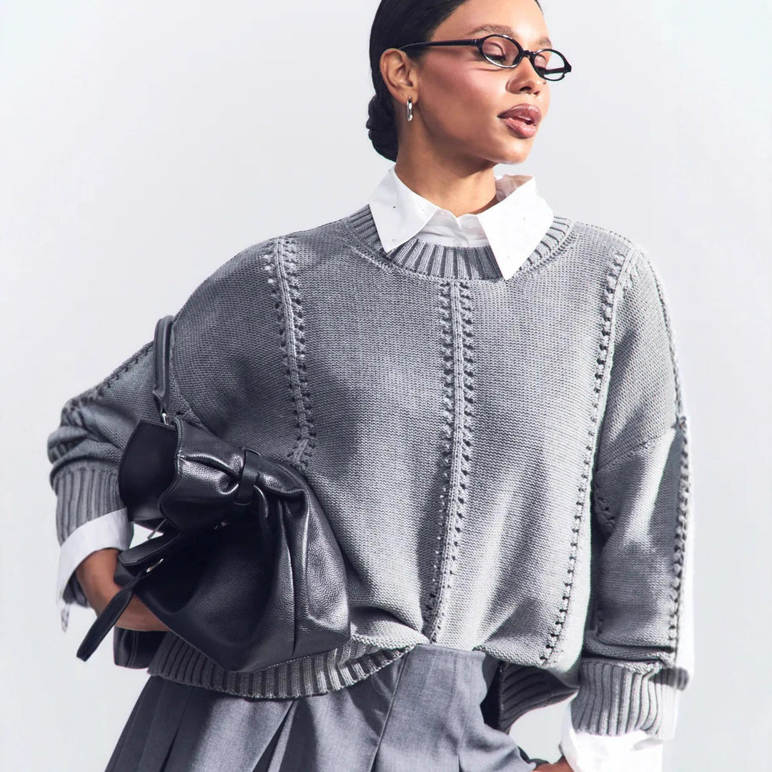 Thick knit sweater for women with a structured design and a loose fit Lune London