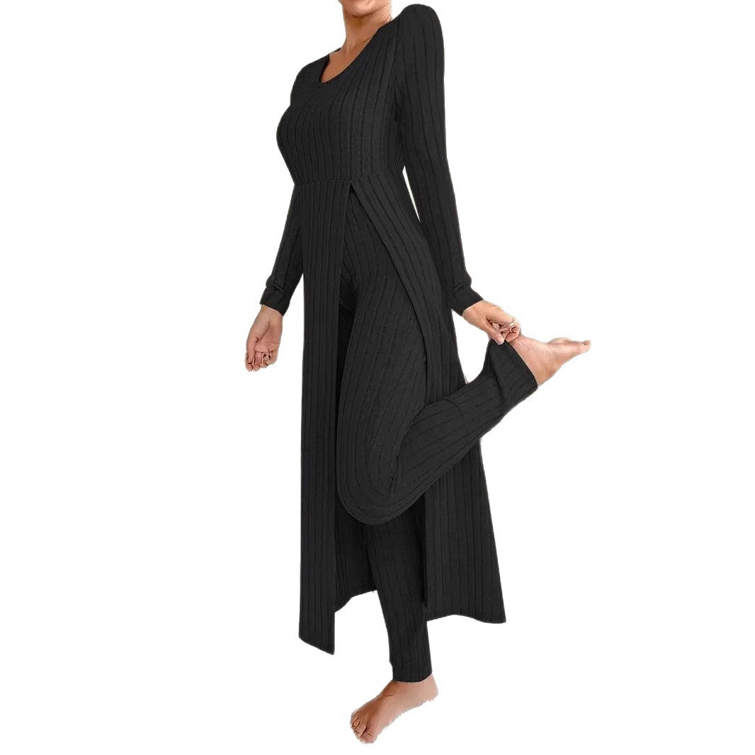Elegant Women's Maxi Jumpsuit with hypersensitive structure and chic side slits and style