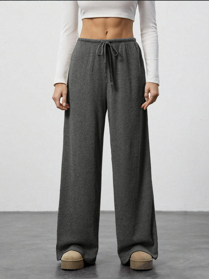 Wide-leg knitted trousers for women with elastic waistband and drawstring Lune London