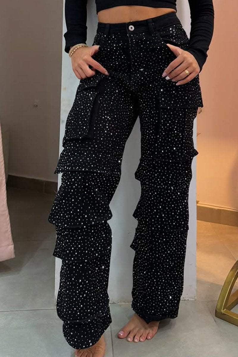 Pantalon cargo élégant pour femmes avec design à volants Chic & Stil