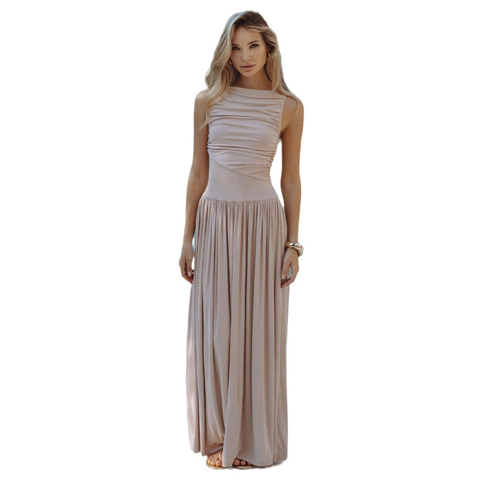 Elegant maxi dress for women with pleats and high waist Chic & Stil