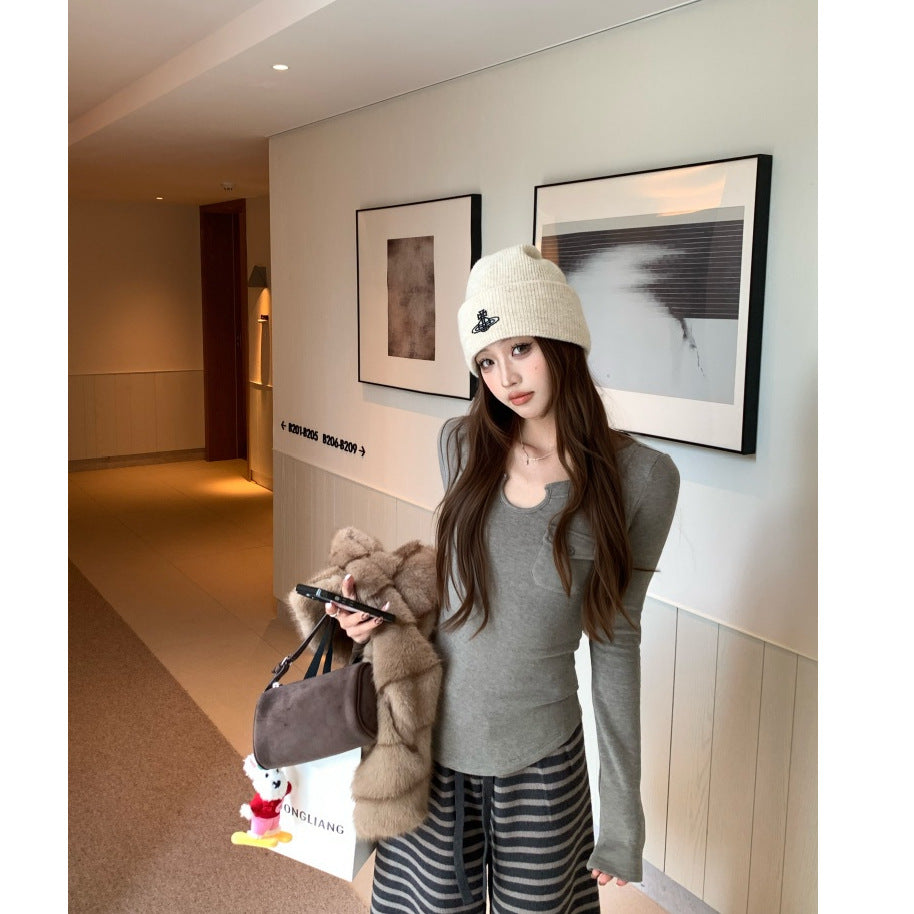 Women's Slim-Fit Long Sleeve Shirt with Round Neck and Chest Pocket Chic & Stil