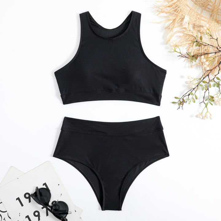 Women's sport bikini set with high waisted bottoms and comfortable top Lune London