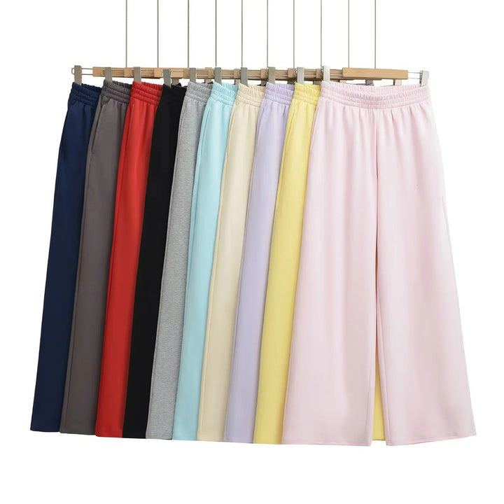 Comfortable wide trousers for women in beautiful viscose blend Lune London