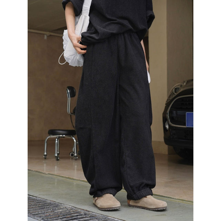 Pantalons de loisirs confortables pour femmes avec taille élastique et coupe décontractée Chic & Stil