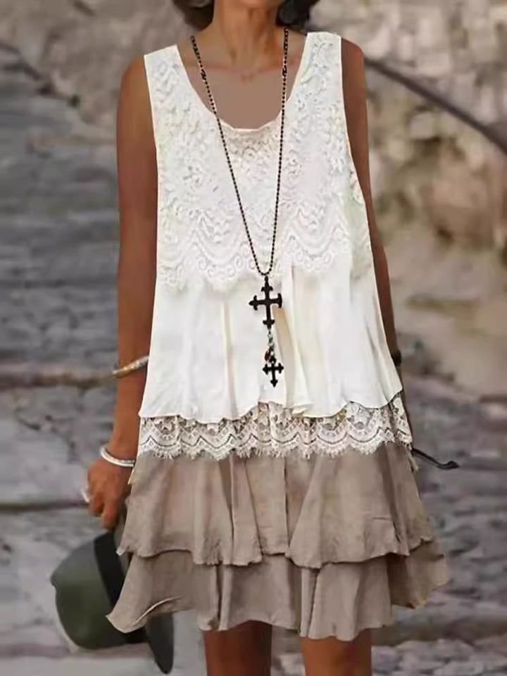 Fluid chiffon dress for women with lace accents and relaxed fit Lune London