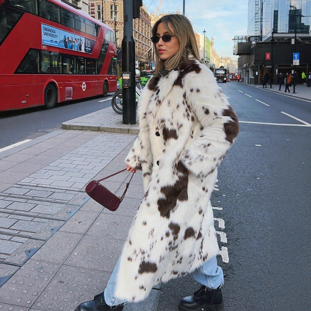 Long coat for women with a trendy polka dot design Lune London