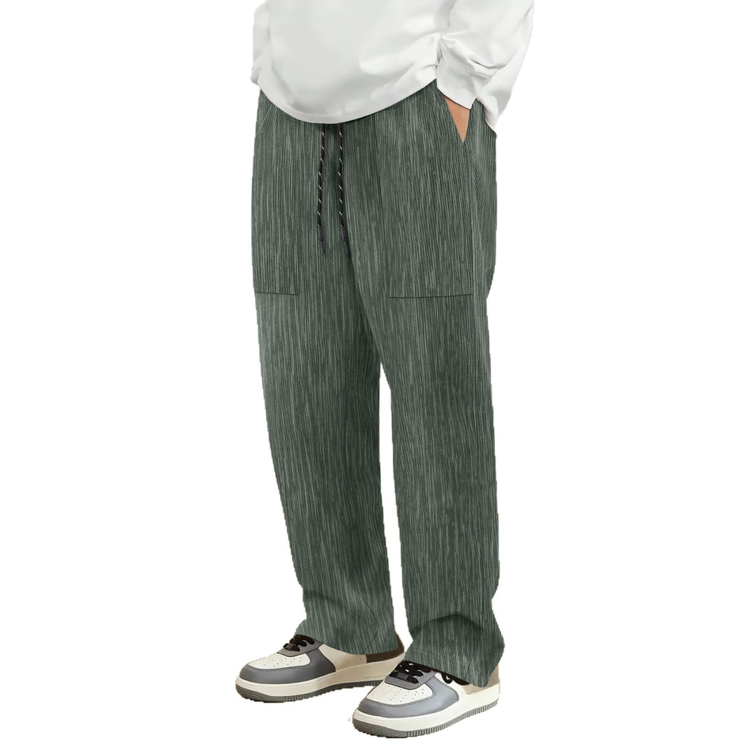 Casual men's pants with an innovative structured design and practical pockets Lune London