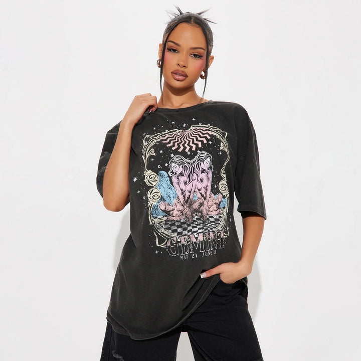 Oversized t-shirt for women with creative graphic design Lune London