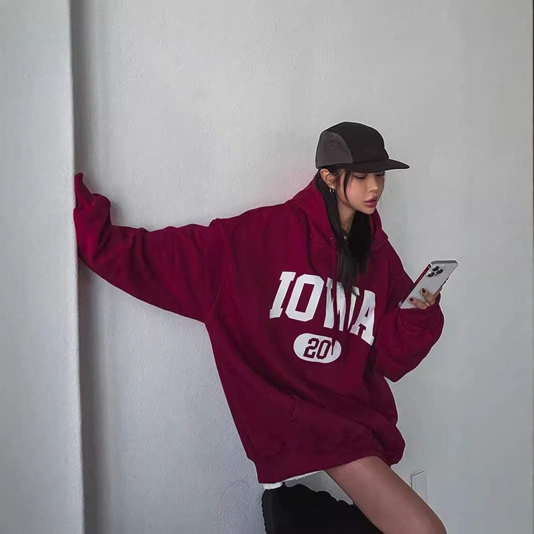 Oversized hoodie for women with practical kangaroo pocket design Lune London