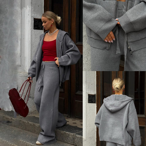 Oversized hoodie for women with a relaxed fit and soft materials Lune London