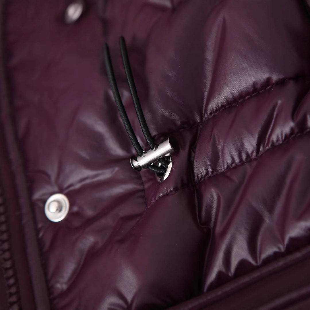Women's down jacket with hood and practical pockets Lune London