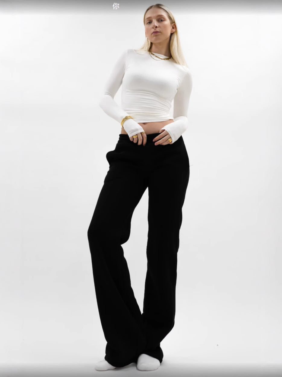 Fitted long sleeve T-shirt set for women and comfortable jogger pants Lune London