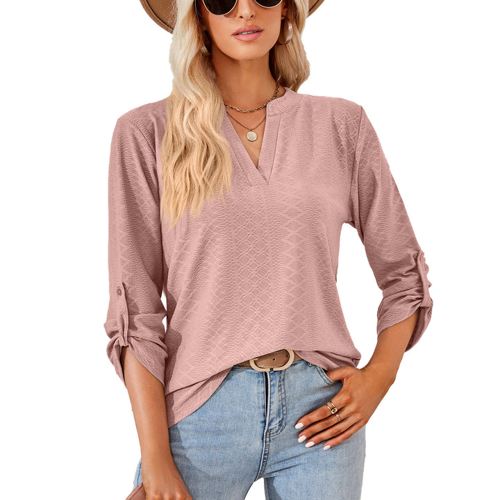 Top woman with V-neck and trendy ruffle details Lune London