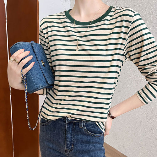Women's striped long sleeve shirt with round neckline Chic & Stil