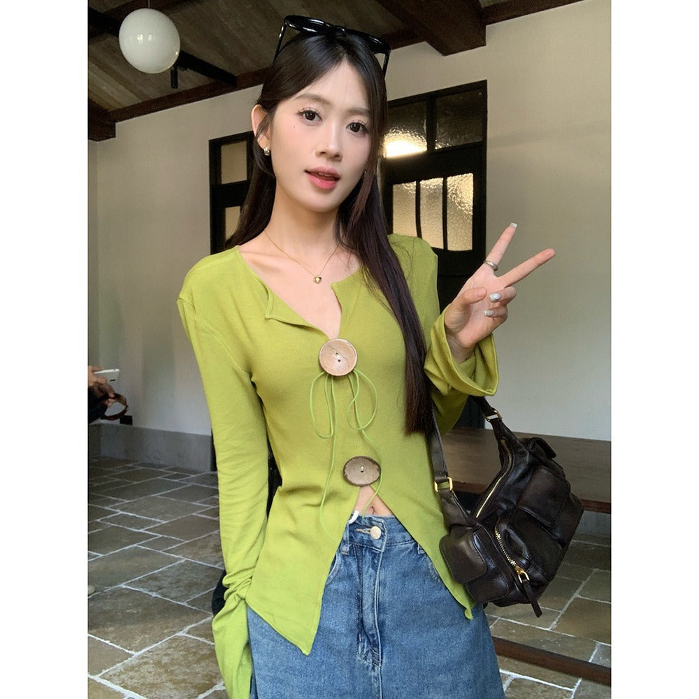 Women's casual and playful cardigan with lock detail Chic & Stil