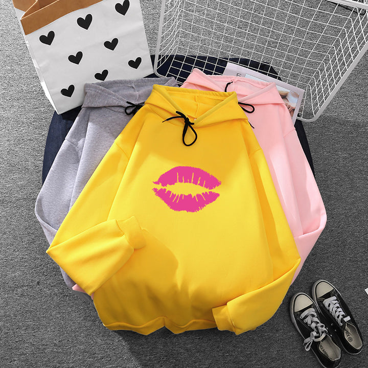 Women's hoodie with striking lip motif Chic & Stil