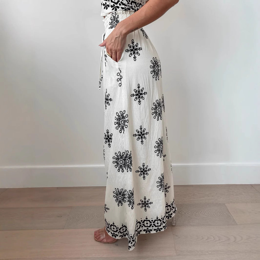 Women Two-Piece Set with Airy Fit and Artistic Embroidery