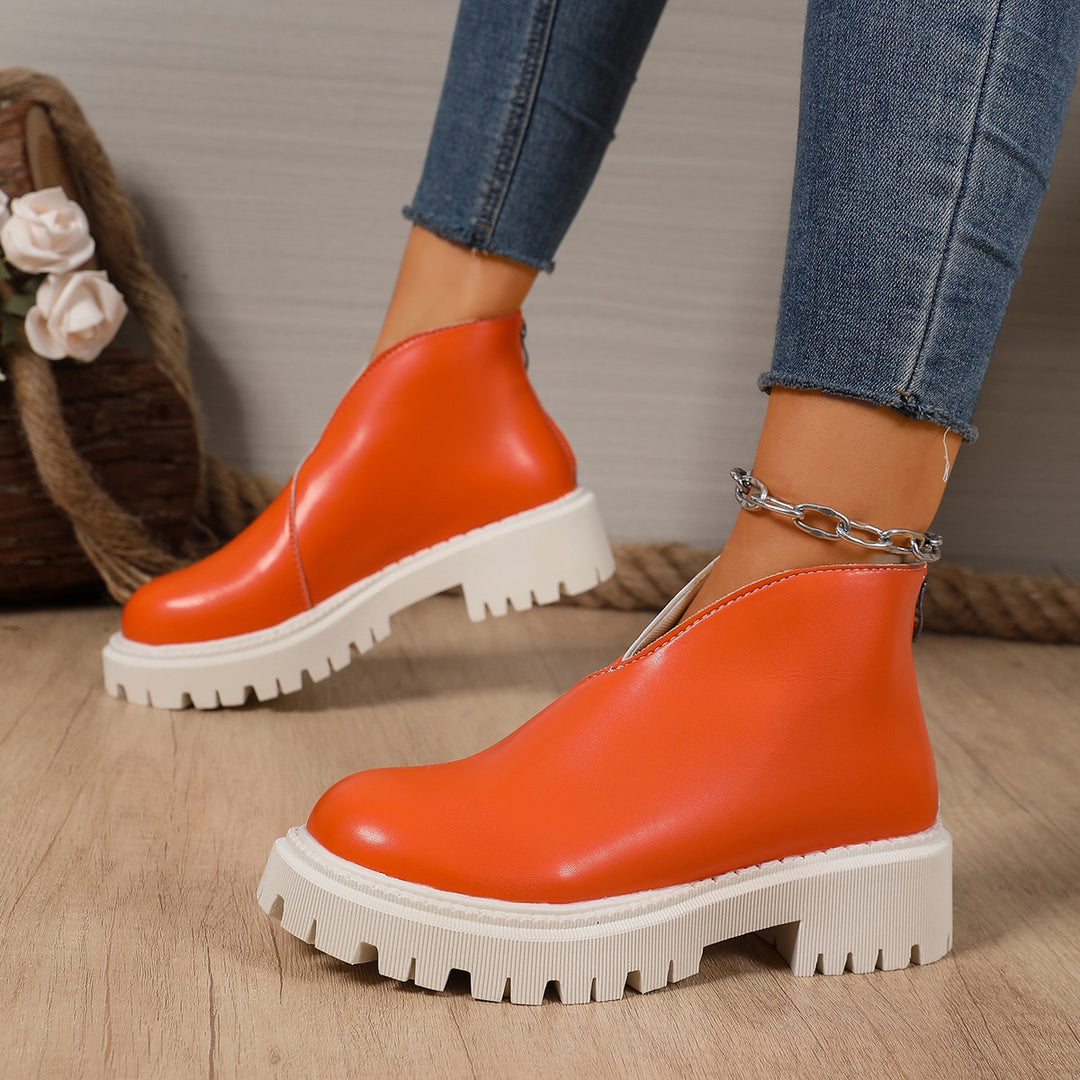 Fashionable Chelsea boots for women with trendy platform and slip-resistant sole Lune London