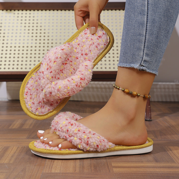 Ladies Cozy Slippers with Comfortable Sole Lune London
