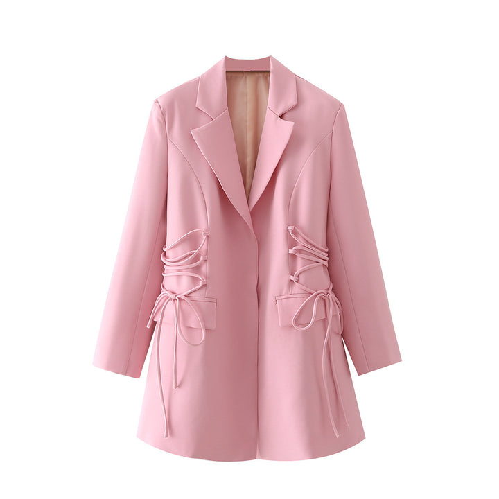Trendy women's jacket with refined lace details and practical pockets Lune London