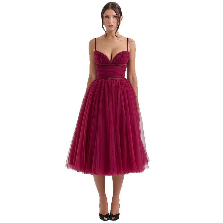 Cocktail dress in tulle for women with deep V-neck and waist belt Chic & Stil