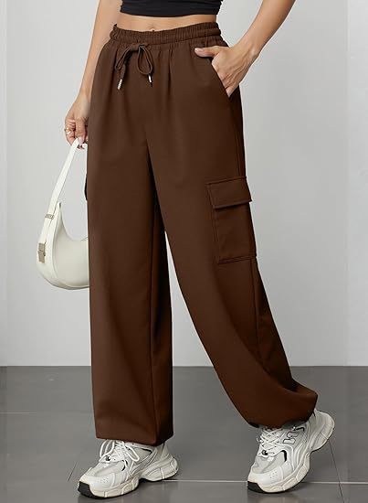 Wide cargo jogger pants for women with practical pockets Lune London