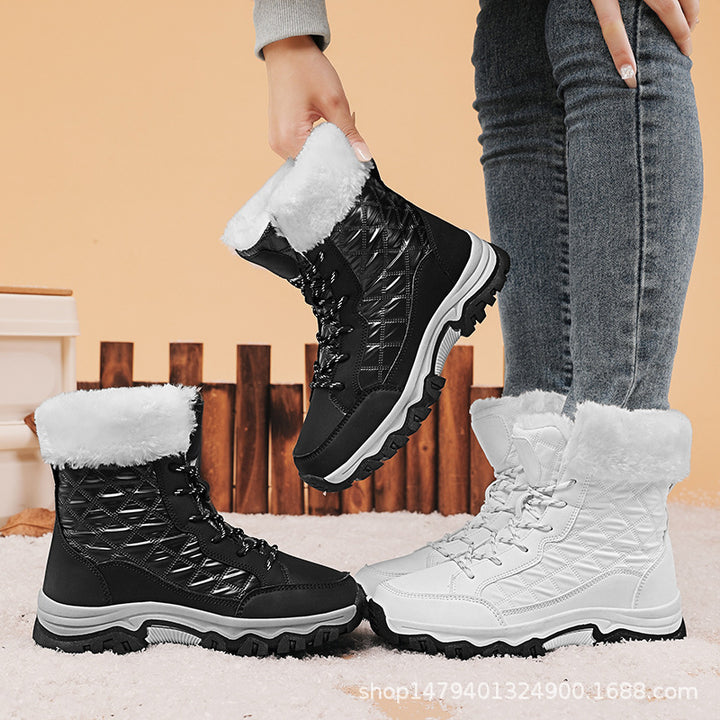 Winter hiking boots for women with warm fleece lining and non-slip sole Lune London