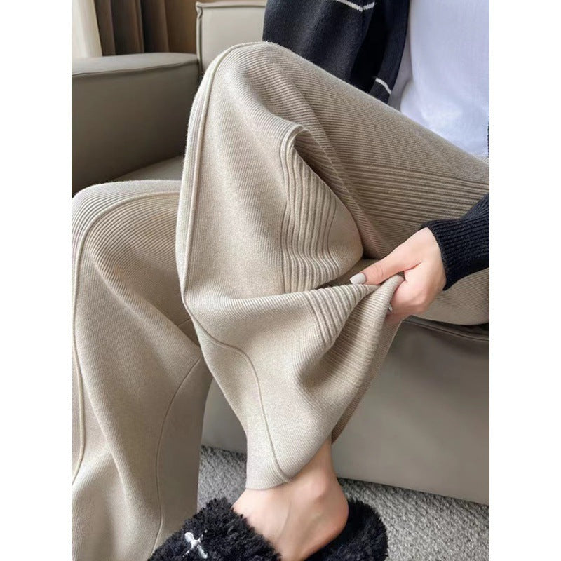 Pull en tricot surdimensionné pour femmes avec un large motif rayé et une coupe décontractée Chic & Stil
