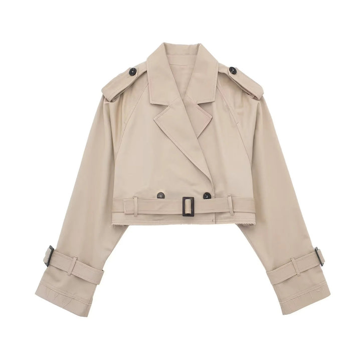 Fashionable short trench coat for women with an elegant design and stylish details Lune London