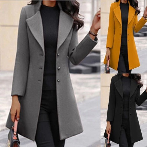 Ladies elegant jacket with classic details and a slim silhouette Lune London