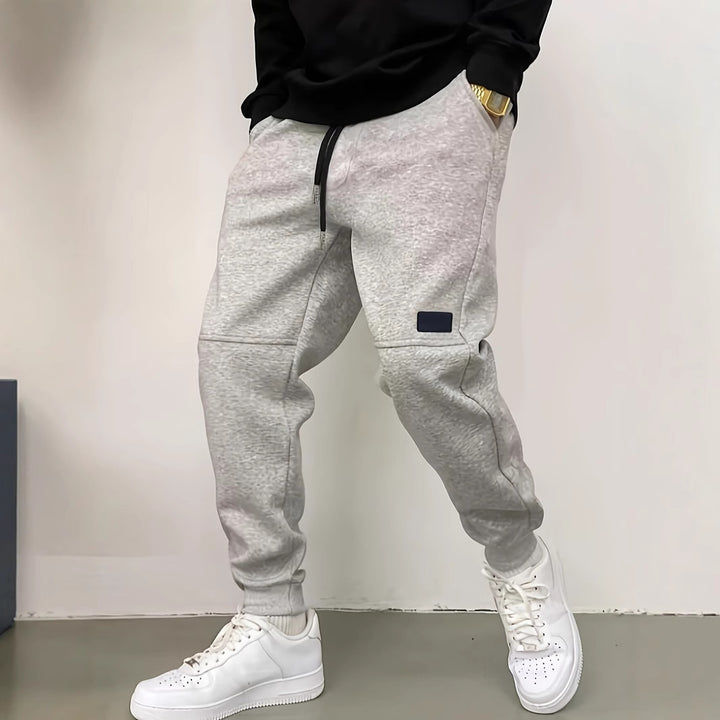 Casual jogger pants for men with elastic waistband and side pockets Lune London