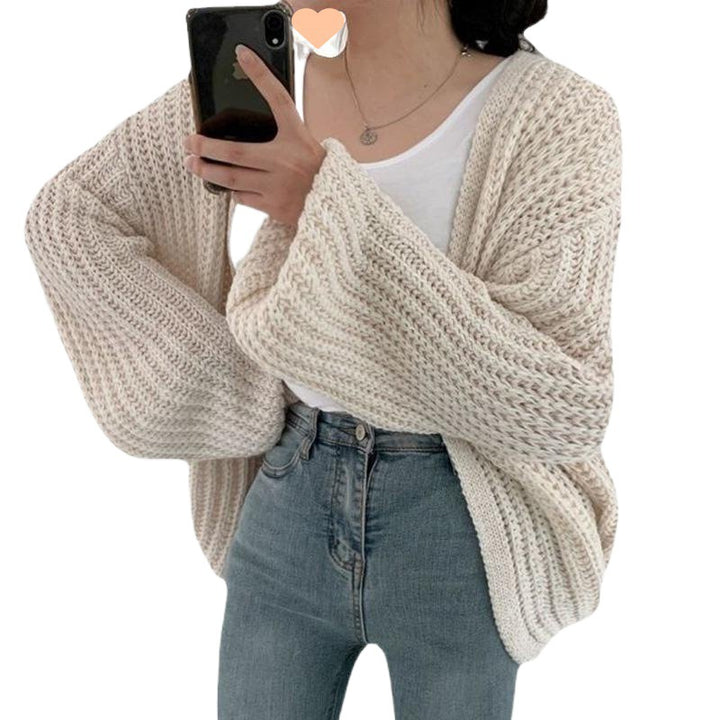Women's comfortable cardigan with loose design and soft texture Lune London