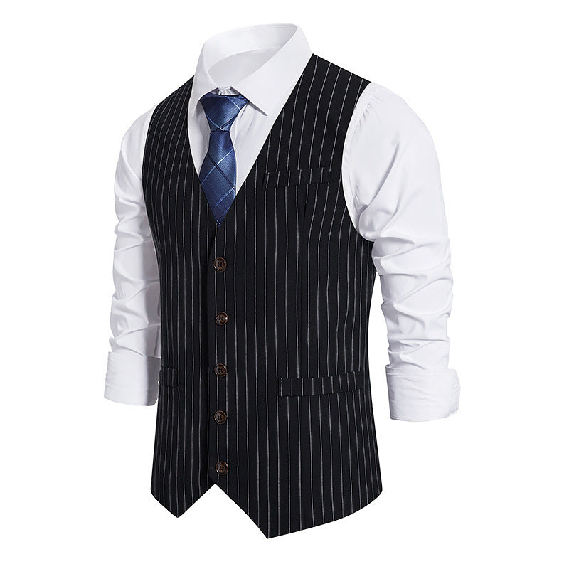 Elegant men's suit vest with modern striped design and practical pockets Lune London
