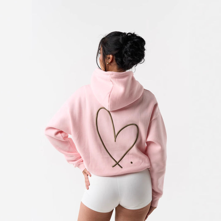 Women's hoodie sweatshirt with large heart design and comfortable short shorts Chic & Stil
